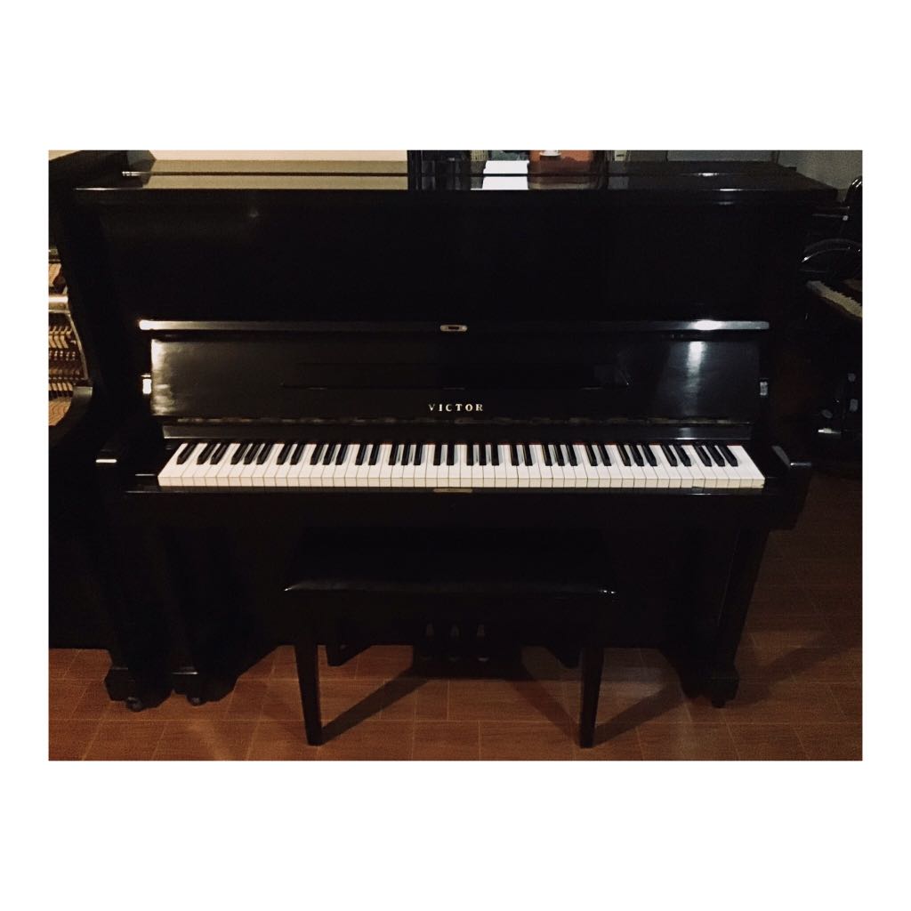 Victor sales piano price