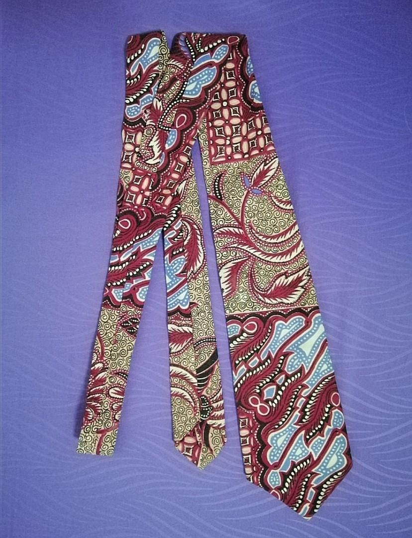 90u0027S BATIK WARISAN MALAYSIA TIES / NECKTIE, Menu0027s Fashion 