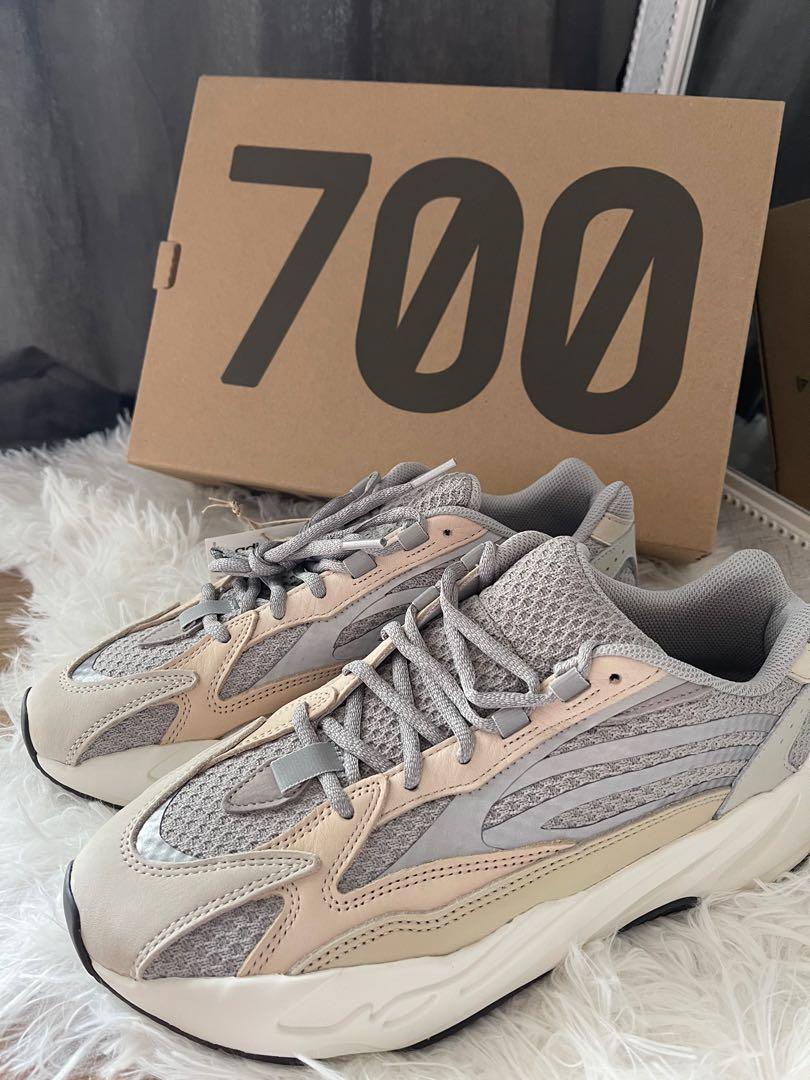 Adidas yeezy 850 gold hot sale