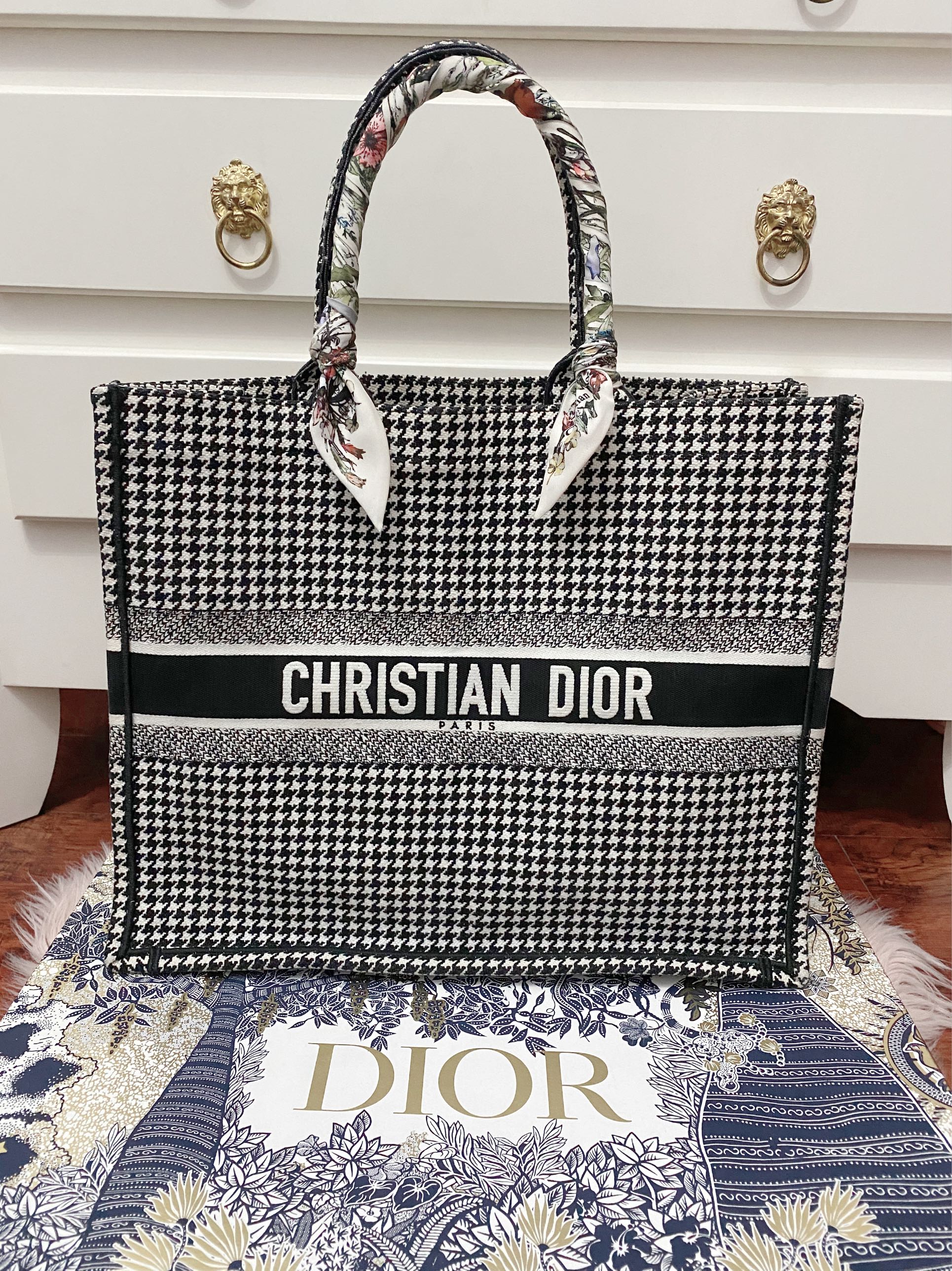 dior book tote twilly