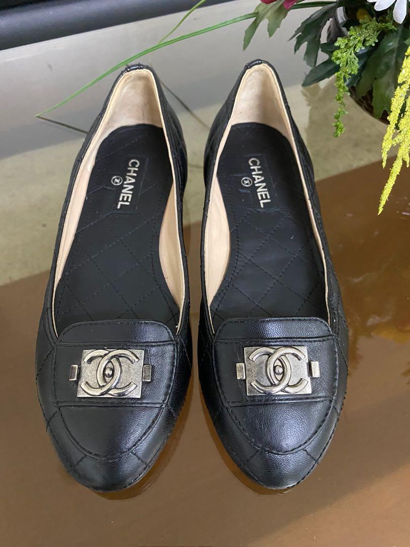 Chanel cc turn lock quilted loafers, Luxury, Sneakers & Footwear on  Carousell