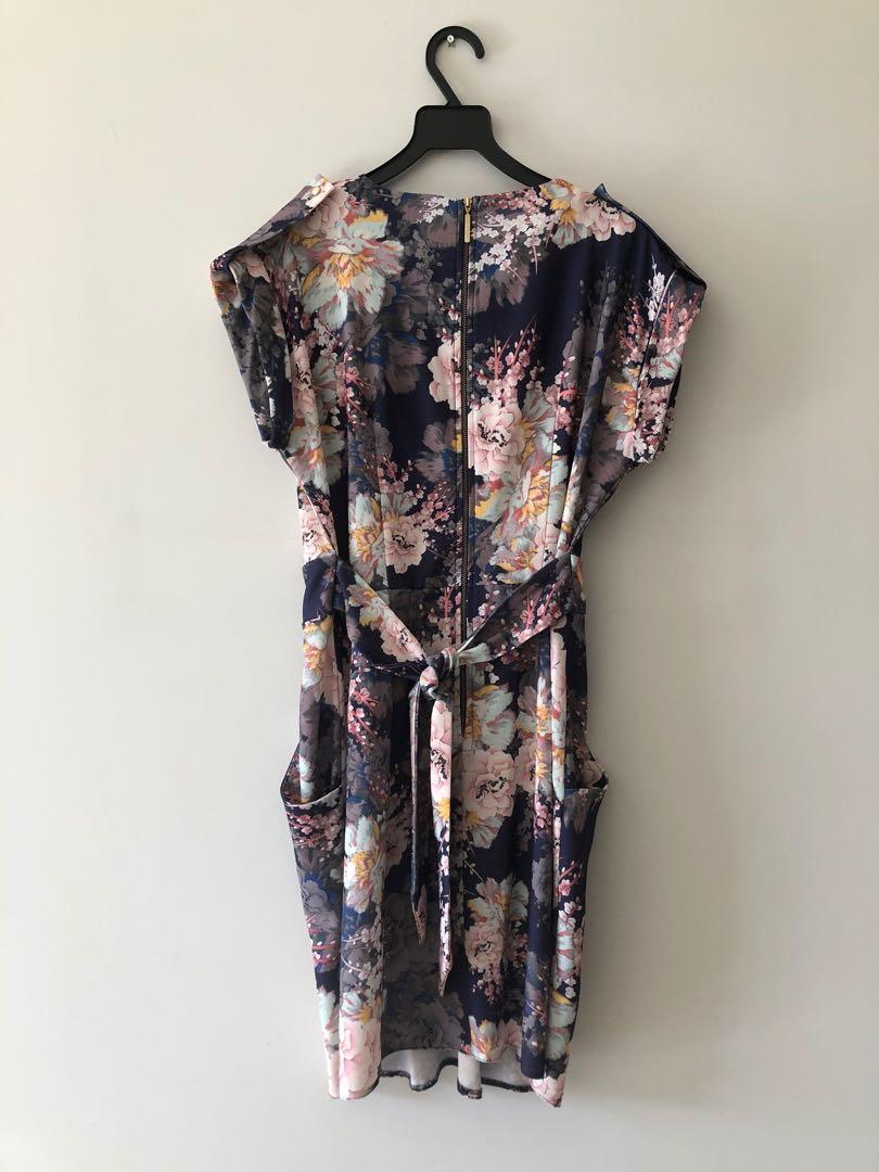 Closet London Oriental Kimono Wrap Dress Women s Fashion Dresses Sets Dresses on Carousell