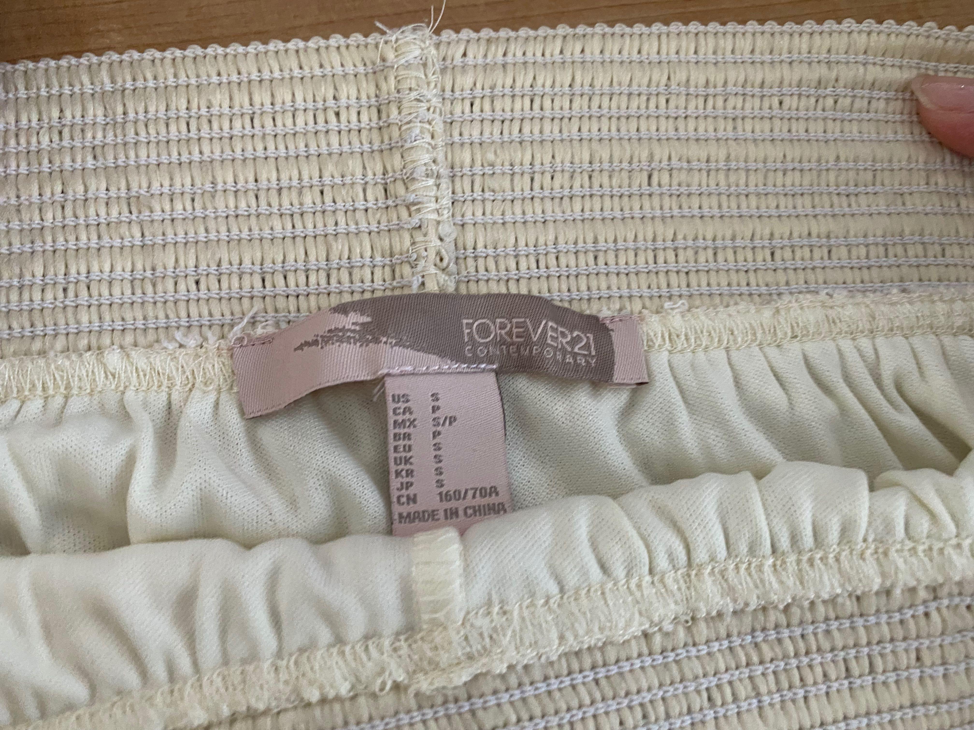 Forever21 shorts (Category: Shorts) located in Quezon City. Submitted by fernan.declutter (Listing ID 1099576727, Image 2). Description: Crochet shorts and super cute with crop tops or anything for the beach! .