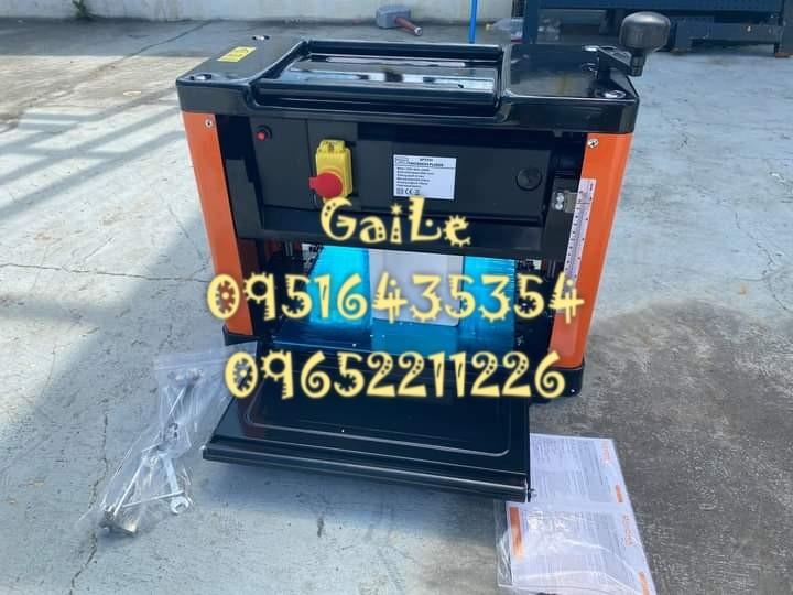 Hoyoma online thickness planer