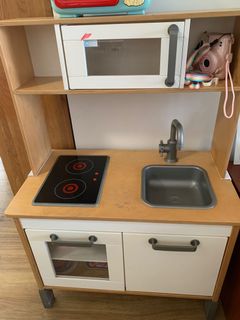 (Category: ) located in . Submitted by 10917252 (Listing ID 1099606228, Image 1). Description: .