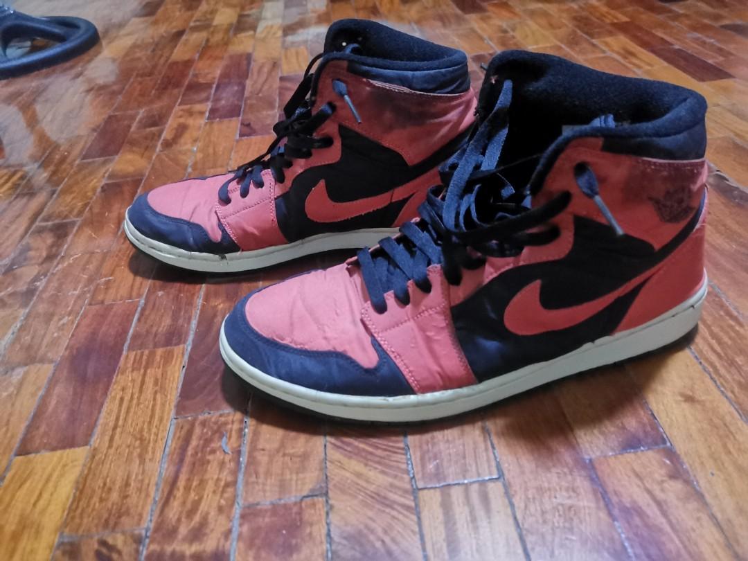 Jordan 1 max orange/infrared (beaters) (Category: Sneakers) located in Manila. Submitted by toyshackmnl (Listing ID 1099680931, Image 1). Description: -Heavily used (beaters) Jordan 1 max orange -I think this was released Yr 2009 or 2010. Legit/Authentic store bought from Nike Eastwood back when I was in high school. - a must have for J1 enthusiasts or if you want to have a swag rainy day sneakers. -Have some stains and damages due to it being a 