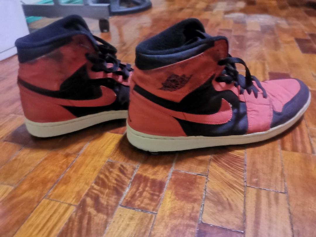 Jordan 1 max orange/infrared (beaters) (Category: Sneakers) located in Manila. Submitted by toyshackmnl (Listing ID 1099680931, Image 3). Description: -Heavily used (beaters) Jordan 1 max orange -I think this was released Yr 2009 or 2010. Legit/Authentic store bought from Nike Eastwood back when I was in high school. - a must have for J1 enthusiasts or if you want to have a swag rainy day sneakers. -Have some stains and damages due to it being a 