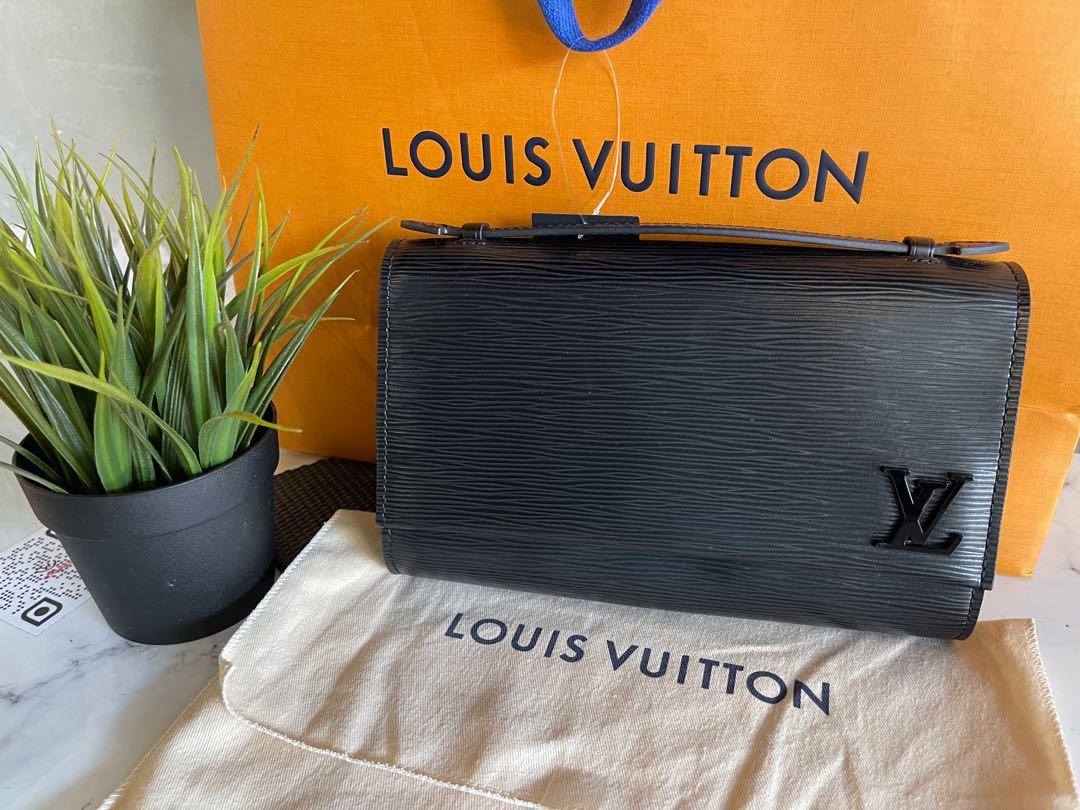 Louis Vuitton Clery Handbag Epi Leather