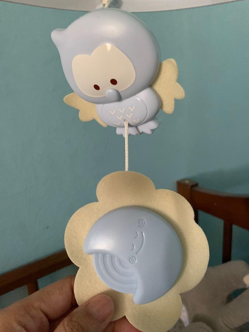 Musical baby crib mobile (Category: Cots & Cribs) located in Quezon City. Submitted by nahnah0004 (Listing ID 1099711146, Image 3). Description: Bought it at 3800 Rarely used With music and lights Battery operated Sf c/o buyer.