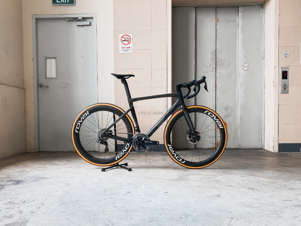 Tarmac 54 store
