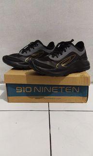 Sepatu 910 running shoes Sera edition