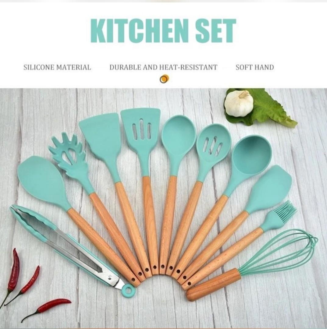 https://media.karousell.com/media/photos/products/2021/7/9/silicone_cooking_utensil_set_1_1625811753_34113047_progressive.jpg