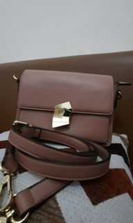 (Kategori: ) berada di . Dikirim oleh juabeli (ID iklan 1099590679, Gambar 1). Deskripsi: .