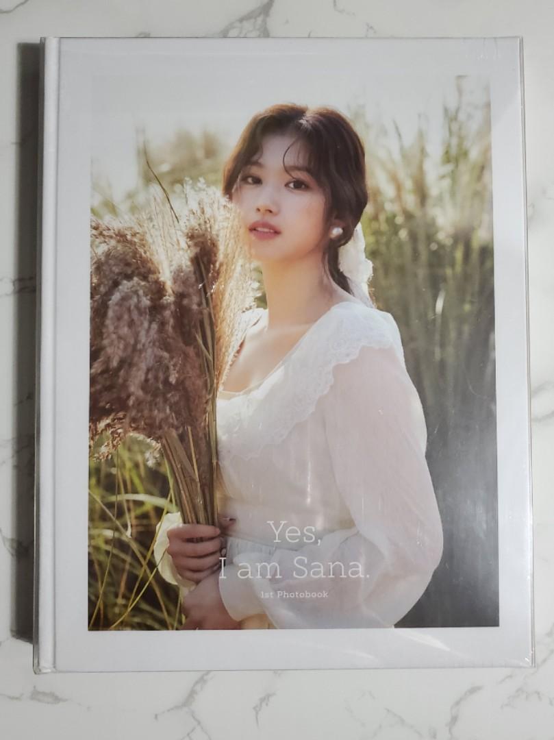 全新未拆100% New; Twice Yes, I am Sana 1st Photobook white version