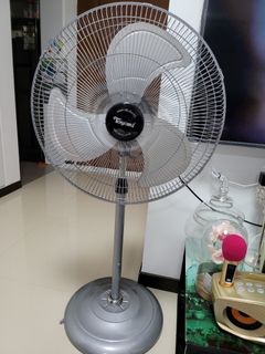(Category: ) located in . Submitted by el_fira (Listing ID 1104409127, Image 1). Description: .