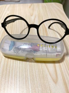 (Category: ) located in . Submitted by preloved_collections (Listing ID 1104360969, Image 1). Description: .