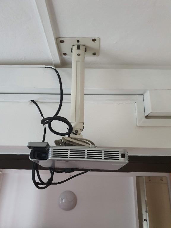 Casio Projector + Projector Screen, TV & Home Appliances, TV ...