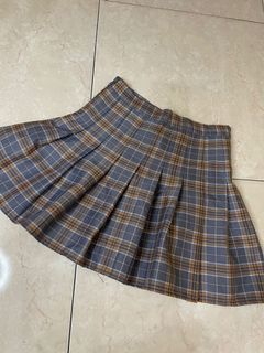 (Category: ) located in . Submitted by lky.preloved (Listing ID 1104478257, Image 1). Description: .