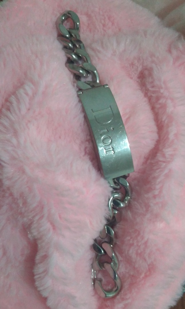 Christian Dior Lip Gloss Bracelet, Fesyen Wanita, Aksesoris di Carousell