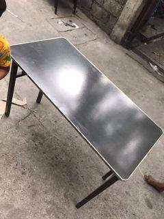 COMPUTER TABLE FOLDING