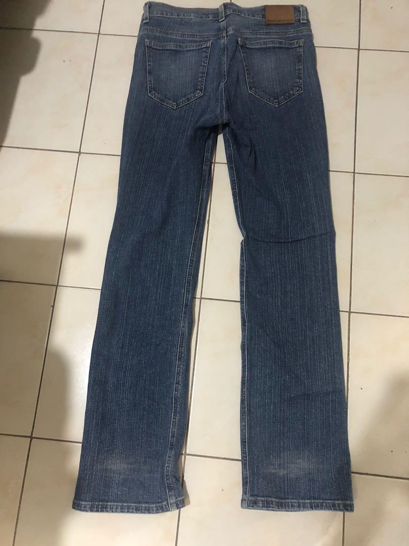 Denim pants (Category: Jeans) located in Manila. Submitted by nette1207 (Listing ID 1104344666, Image 3). Description: DKNY brand bought in USA . slightly used size 26-27 .