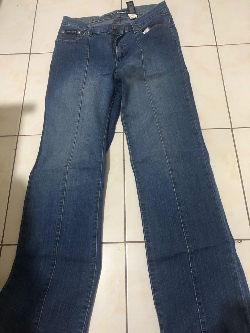 denim pants (Category: Jeans) located in Manila. Submitted by nette1207 (Listing ID 1104345923, Image 2). Description: DKNY regular fit pants . USA came. Size 26/27 for decluttering .. .