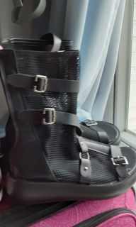 （分類：）位於 。 由 leeash799 提交（商品編號 1104373359，圖片 1）。簡介： 。