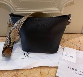 (Kategori: ) berada di . Dikirim oleh luxeauth (ID iklan 1104418816, Gambar 1). Deskripsi: .