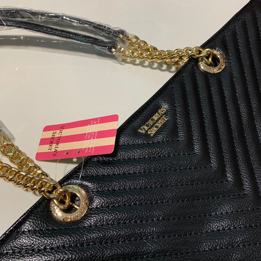 FREE DELIVERY Victoria s Secret Large Tote Bag Women s Fashion