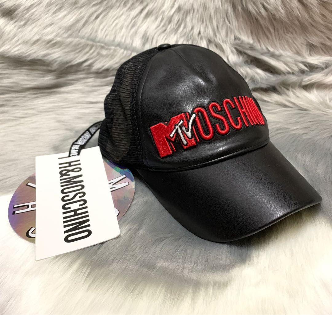 hm moschino cap