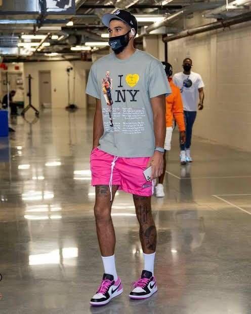 jordan 1 on feet with shorts