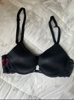 (Category: ) located in . Submitted by bellaflle (Listing ID 1104395975, Image 1). Description: .
