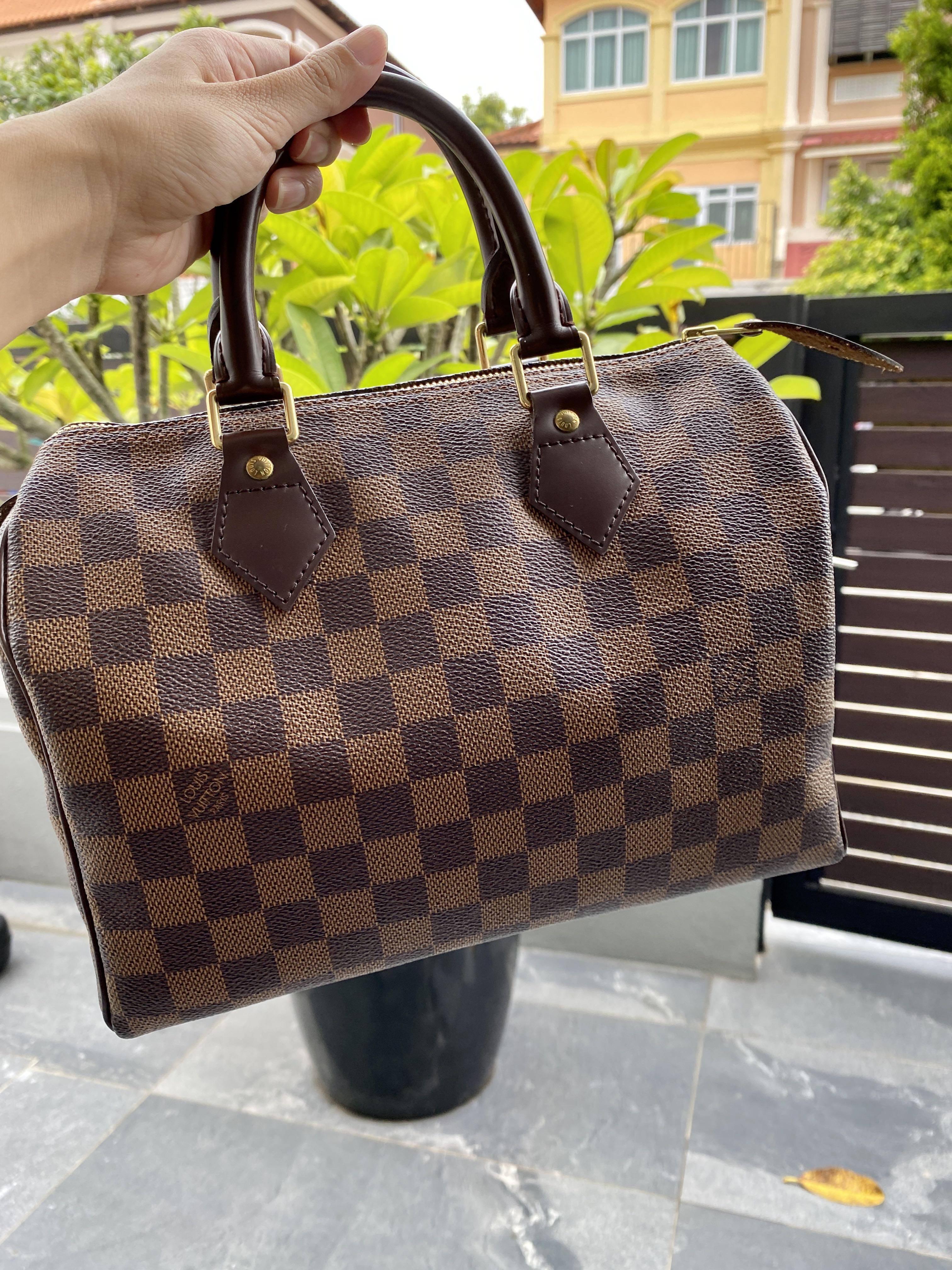 Louis Vuitton Speedy 25, Luxury, Bags & Wallets on Carousell