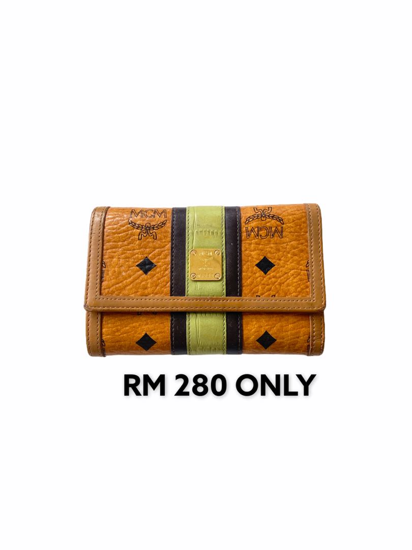 mcm trifold wallet