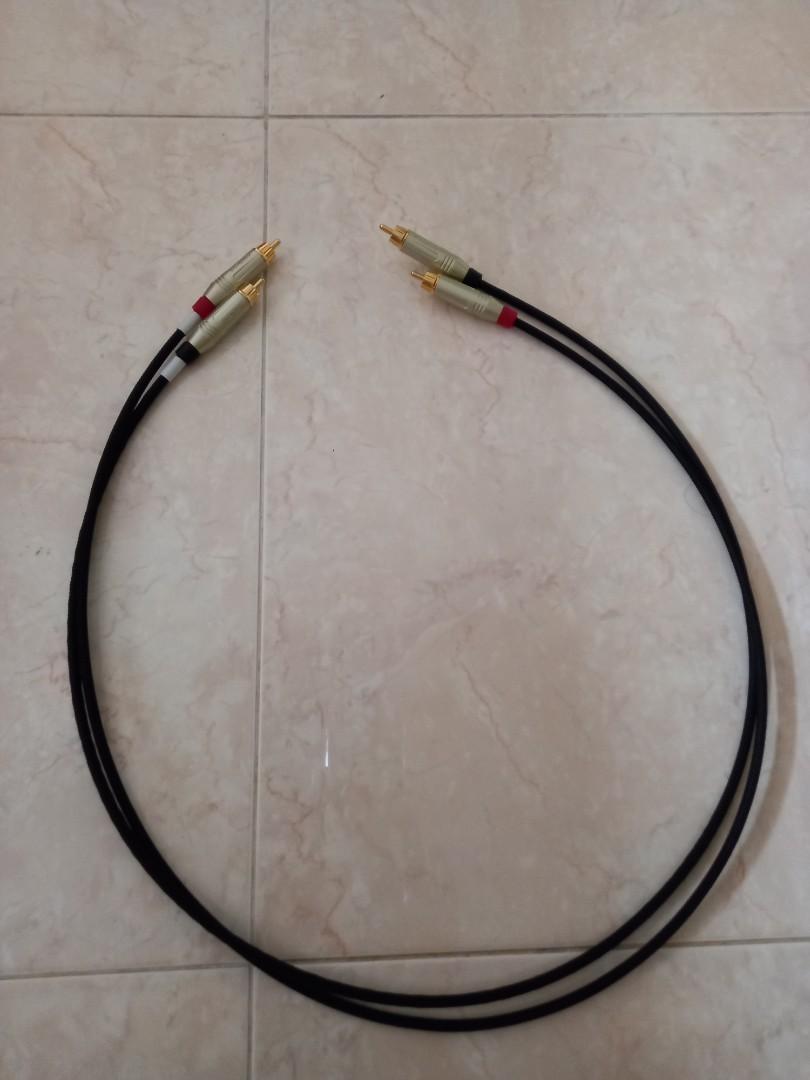 Mogami interconnect cable 1meter pair, Audio, Other Audio Equipment on Carousell