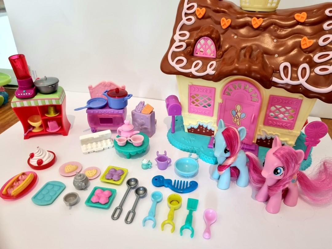 My little shop pony bakery