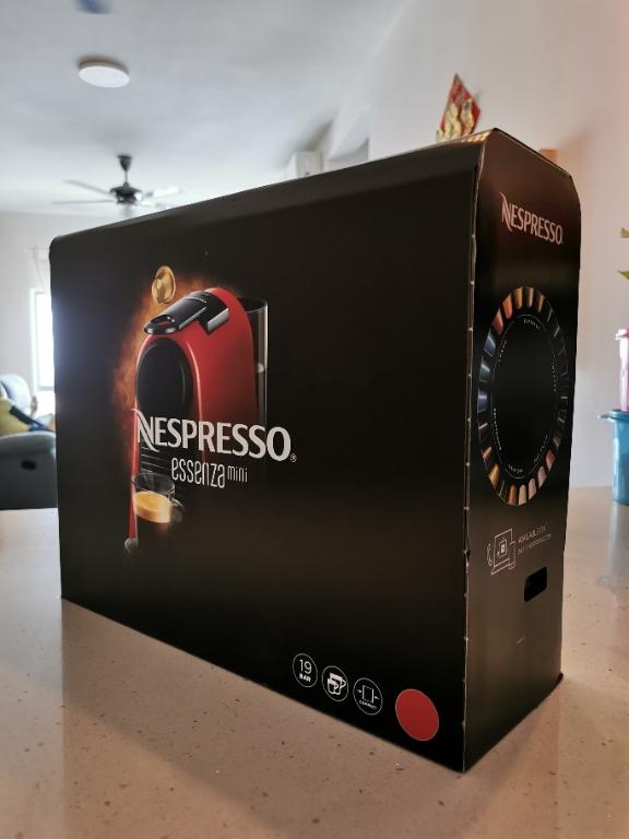 Essenza Mini Nespresso Ruby Red D30