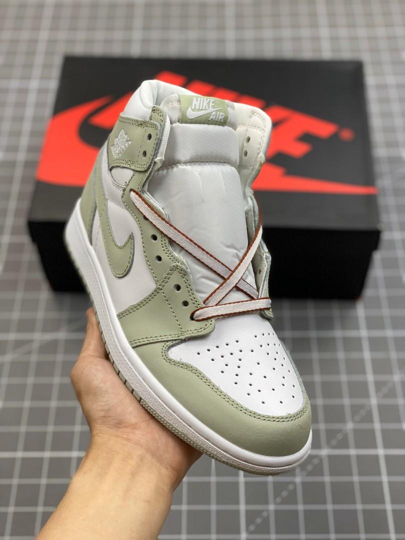 Harga aj 1 store