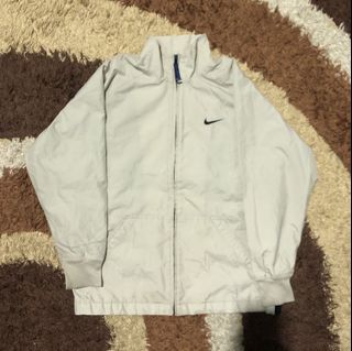 (Category: ) located in . Submitted by pisangthrift (Listing ID 1104405184, Image 1). Description: .