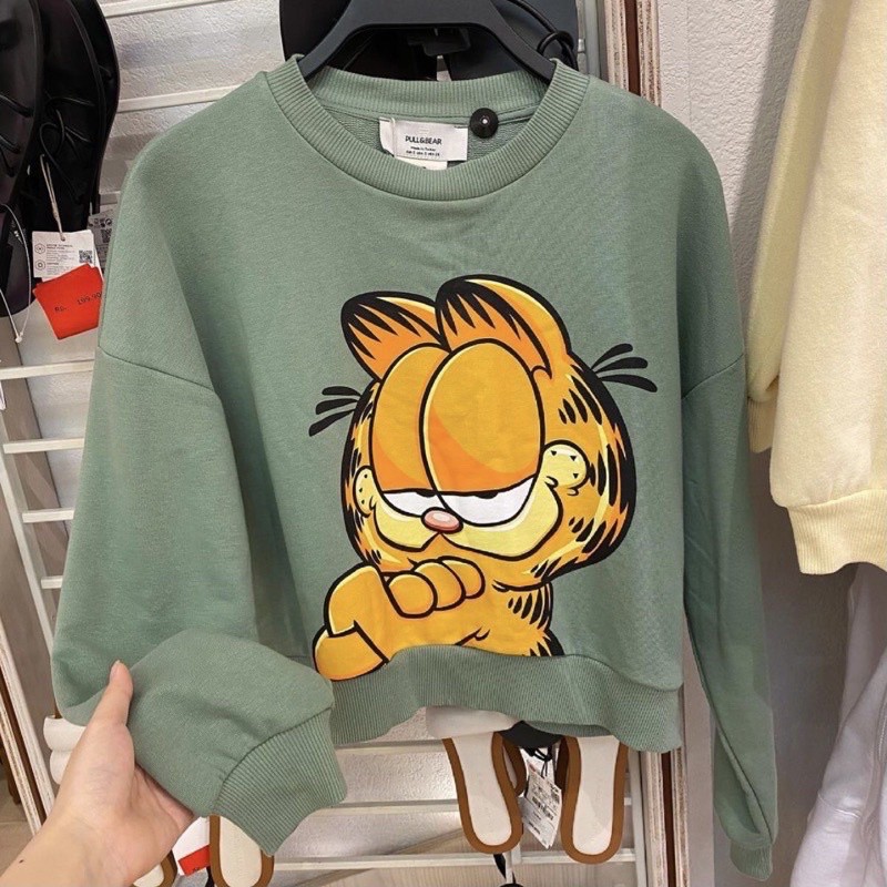 Pull Bear Garfield Green Cropped Sweater Sweatshirt