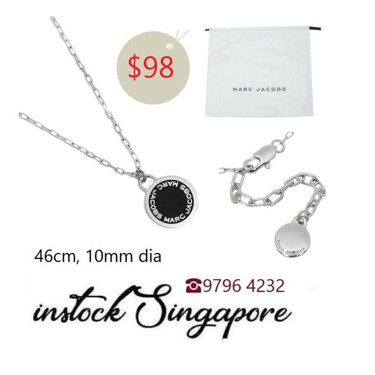 Marc jacobs enamel logo disc necklace outlet