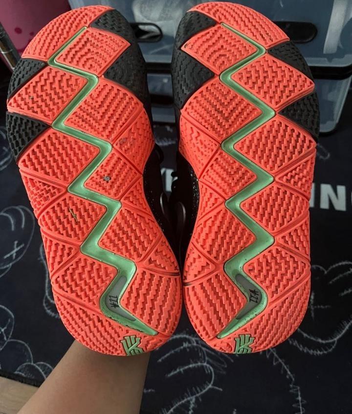 Kyrie 4 shop venus flytrap