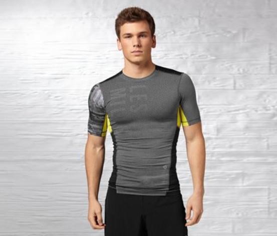 Skæbne Grine Andrew Halliday Reebok Les Mills Compression Short Sleeve in Dark Grey - size M (asian),  Men's Fashion, Activewear on Carousell
