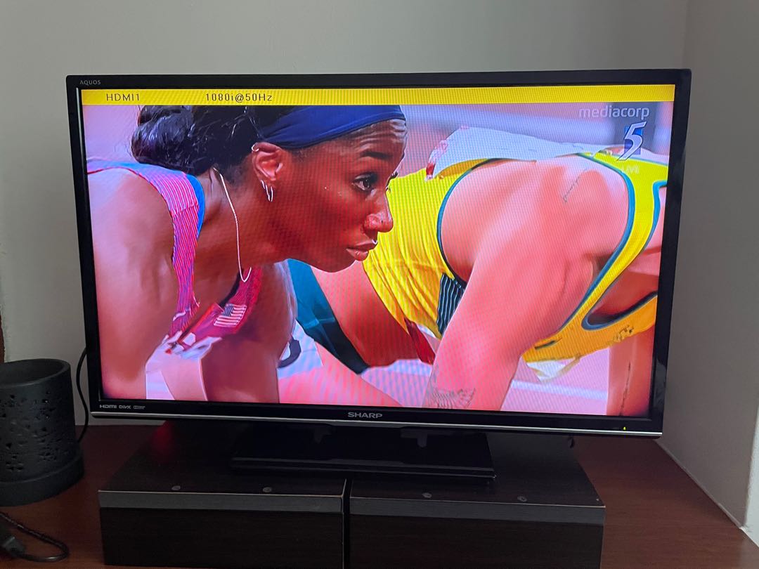 Sharp TV, TV & Home Appliances, TV & Entertainment, TV on Carousell