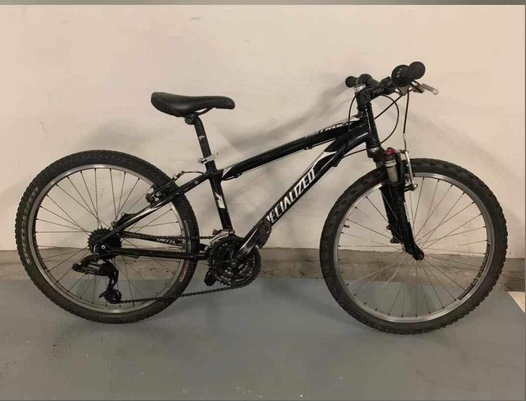 Specialized rockhopper store 24 inch