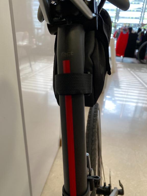Sirrus expert hotsell carbon x1