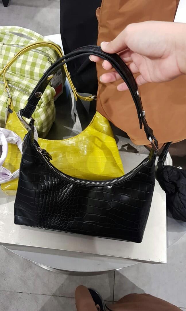 Tas Mango shoulder bag
