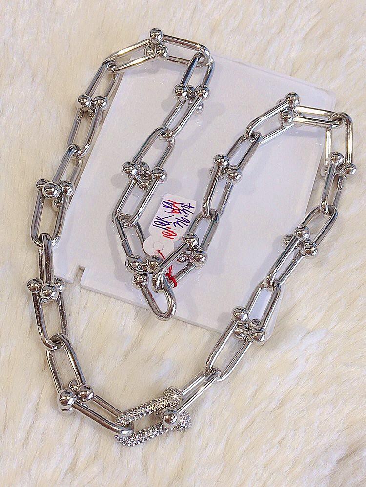 Tiffany & Co. 18K White Gold 4 Diamond Quatrefoil Key Pendant and Necklace  36 - Etsy