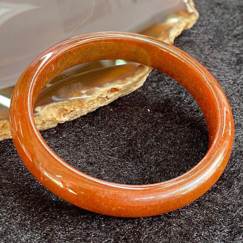 Red on sale jadeite bangle