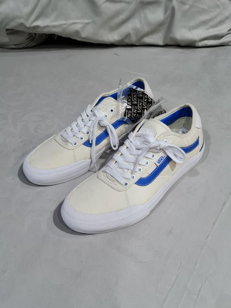 Vans chima pro 2 center court classic white hotsell